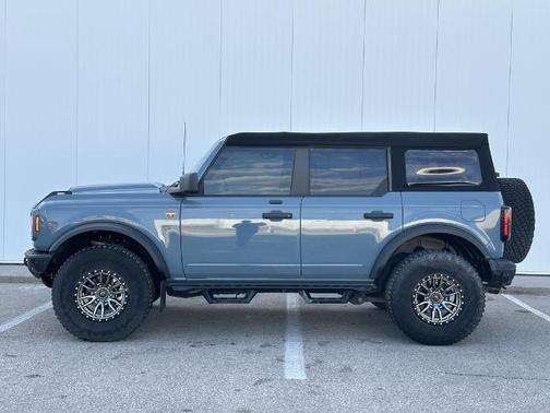 2021 Ford Bronco BADLANDS