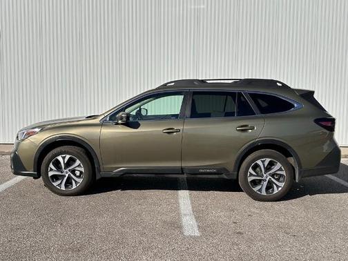 2022 Subaru Outback LIMITED XT