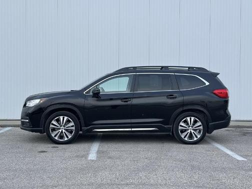 2021 Subaru Ascent LIMITED 8-PASSENGER