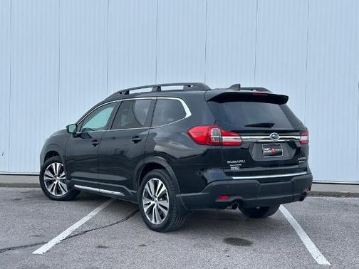 2021 Subaru Ascent LIMITED 8-PASSENGER
