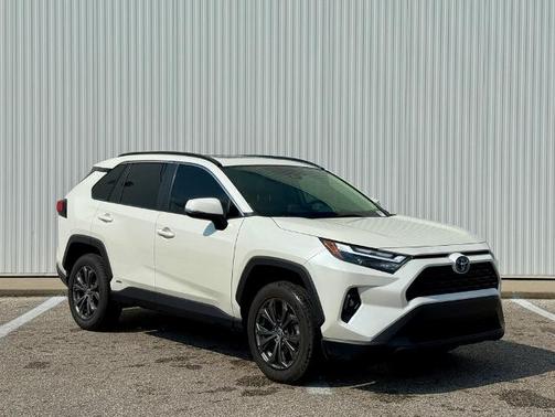 2022 Toyota RAV4 XLE PREMIUM