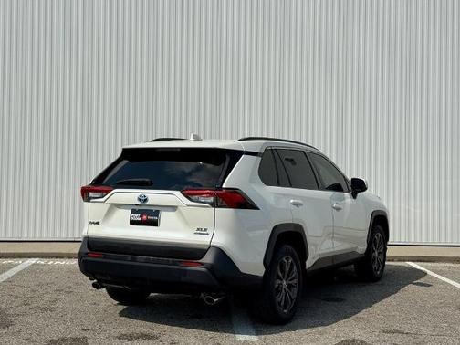 2022 Toyota RAV4 XLE PREMIUM