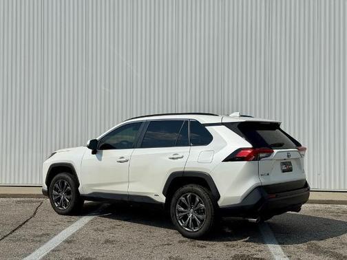 2022 Toyota RAV4 XLE PREMIUM