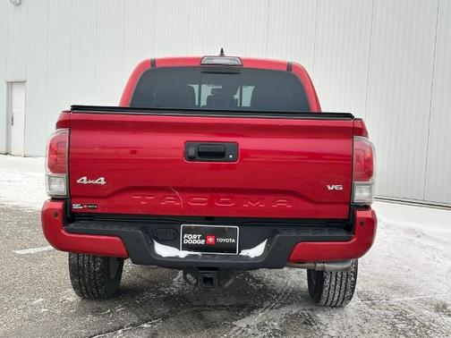 2019 Toyota Tacoma LIMITED