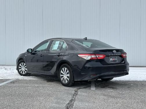 2019 Toyota Camry LE