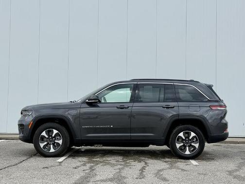 2024 Jeep Grand Cherokee BASE