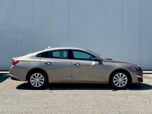 2024 Chevrolet Malibu LT W/1LT