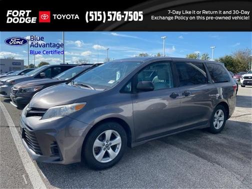 2018 Toyota Sienna L 7 PASSENGER