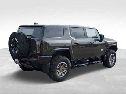 2024 GMC HUMMER EV SUV 2X