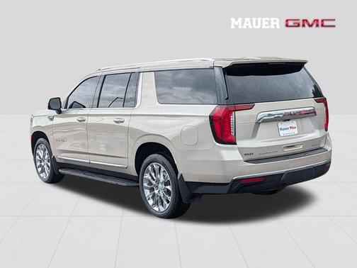 Beige Pearl Metallic 2022 GMC Yukon XL SLT