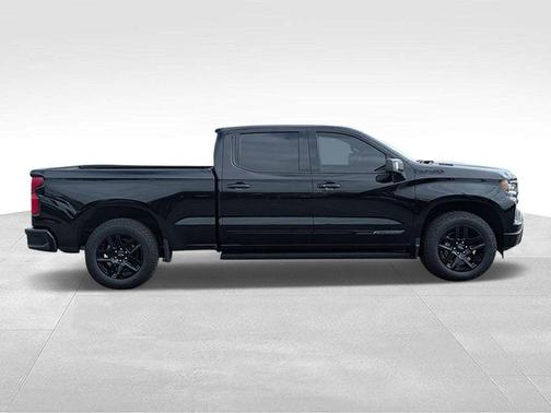 Black 2025 Chevrolet Silverado 1500 High Country