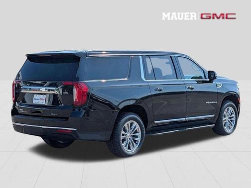 Onyx Black 2022 GMC Yukon XL SLT
