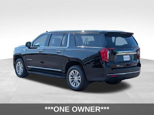 Onyx Black 2022 GMC Yukon XL SLT