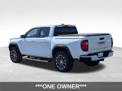 Summit White 2025 GMC Canyon Denali