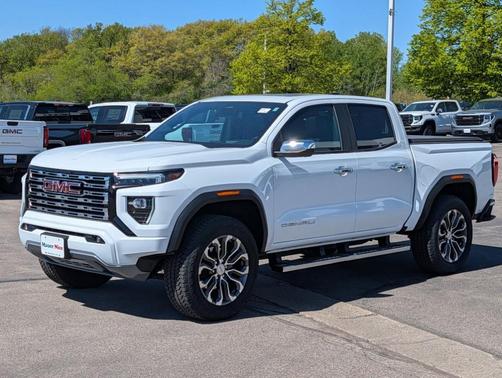 Summit White 2025 GMC Canyon Denali