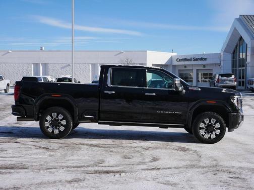 2024 GMC Sierra 3500 Denali