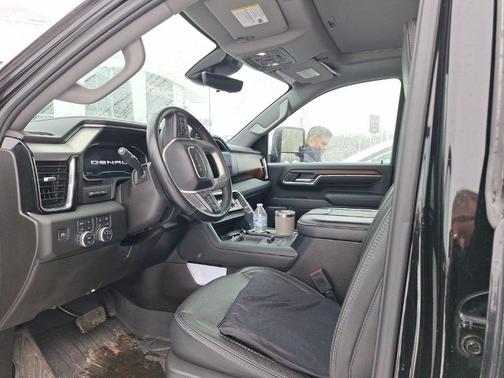 2024 GMC Sierra 3500 Denali