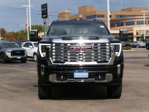 2024 GMC Sierra 2500 Denali