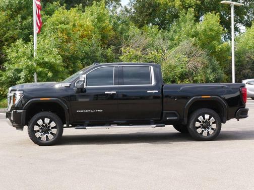2024 GMC Sierra 2500 Denali