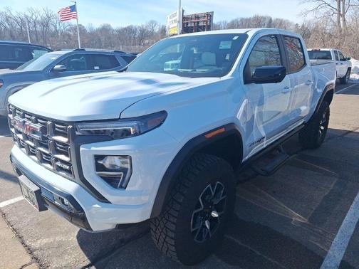 2023 GMC Canyon AT4X