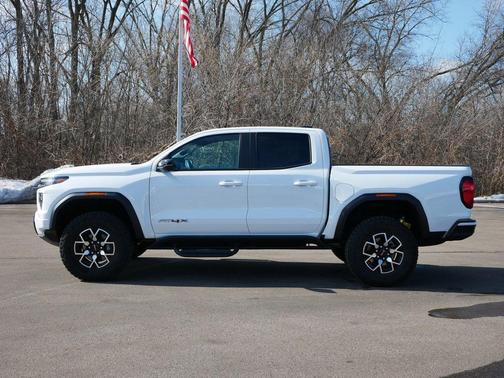 2023 GMC Canyon AT4X