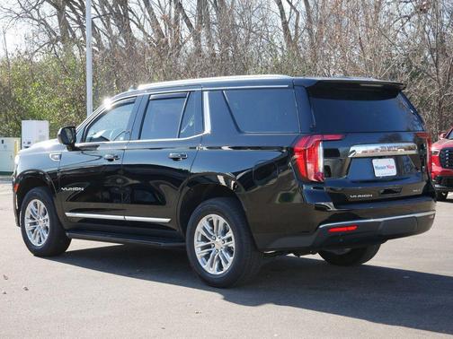 2024 GMC Yukon SLT
