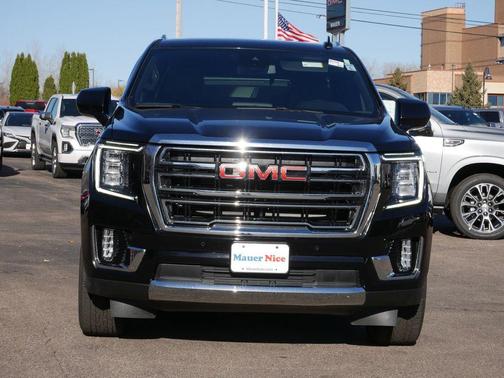 2024 GMC Yukon SLT