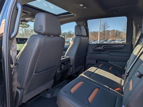 2026 GMC Sierra 3500 AT4