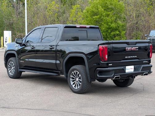 Onyx Black 2021 GMC Sierra 1500 AT4