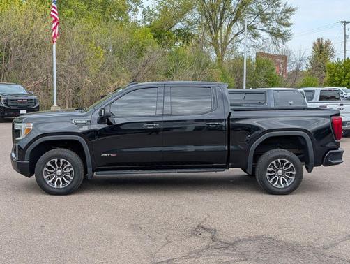 Onyx Black 2021 GMC Sierra 1500 AT4