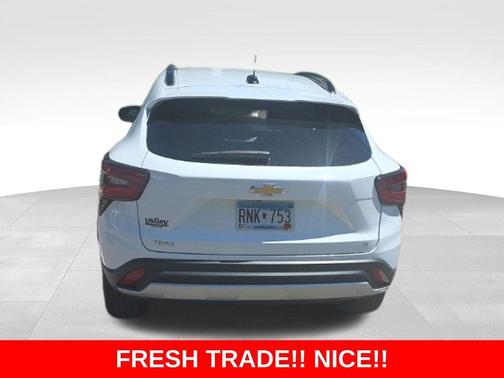 Summit White 2024 Chevrolet Trax LT