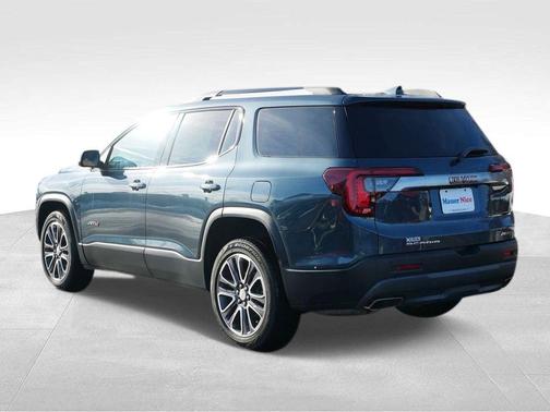 2020 GMC Acadia AT4