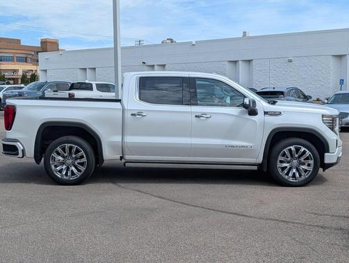 White Frost Tri-Coat 2024 GMC Sierra 1500 Denali