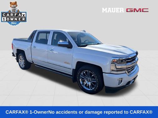 Iridescent Pearl Tricoat 2017 Chevrolet Silverado 1500 High Country