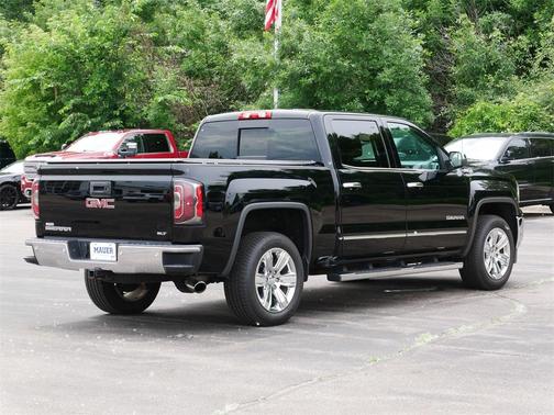2017 GMC Sierra 1500 SLT