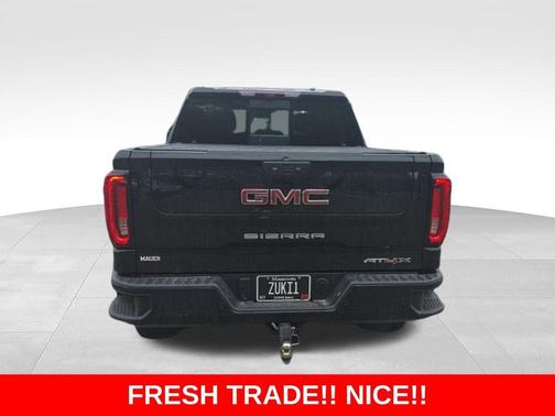 Onyx Black 2023 GMC Sierra 1500 AT4X