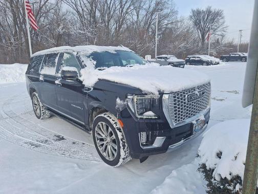 2023 GMC Yukon XL Denali