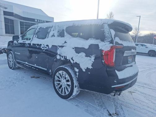 2023 GMC Yukon XL Denali