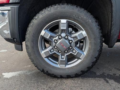 2026 GMC Sierra 3500 SLT