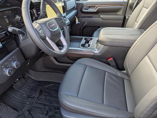 2026 GMC Sierra 3500 SLT