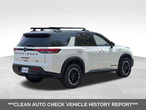 2 Tone White / Black Roof 2023 Nissan Pathfinder Rock Creek