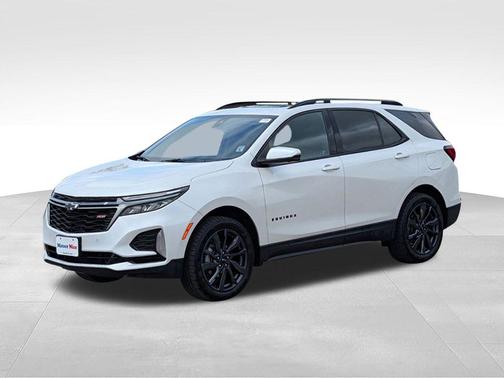 Iridescent Pearl Tricoat 2022 Chevrolet Equinox RS