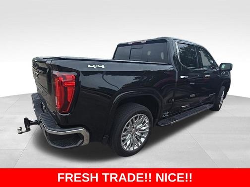Onyx Black 2023 GMC Sierra 1500 SLT