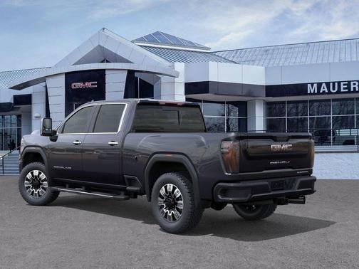 2025 GMC Sierra 3500 Denali