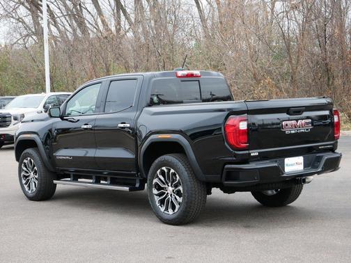 2023 GMC Canyon Denali
