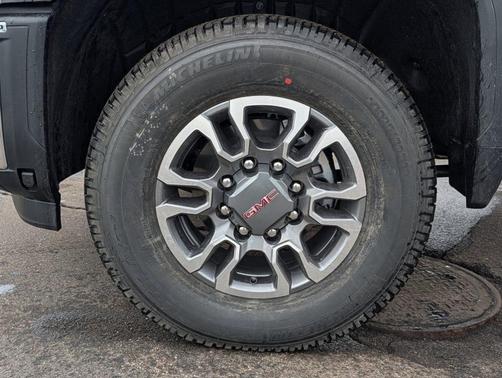 2026 GMC Sierra 2500 SLE