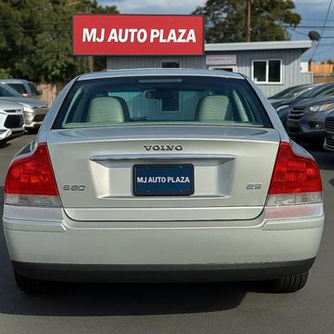 2004 Volvo S80 2.9