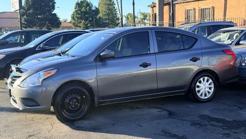 2019 Nissan Versa 1.6 S
