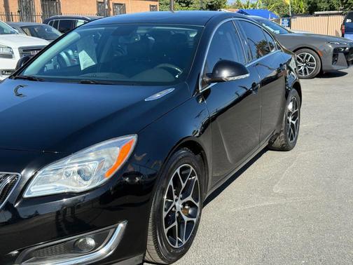 2017 Buick Regal Turbo Sport Touring