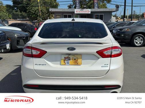 2015 Ford Fusion SE